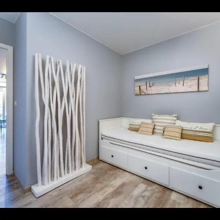 Just Like Aan Zee * Де-Хаан